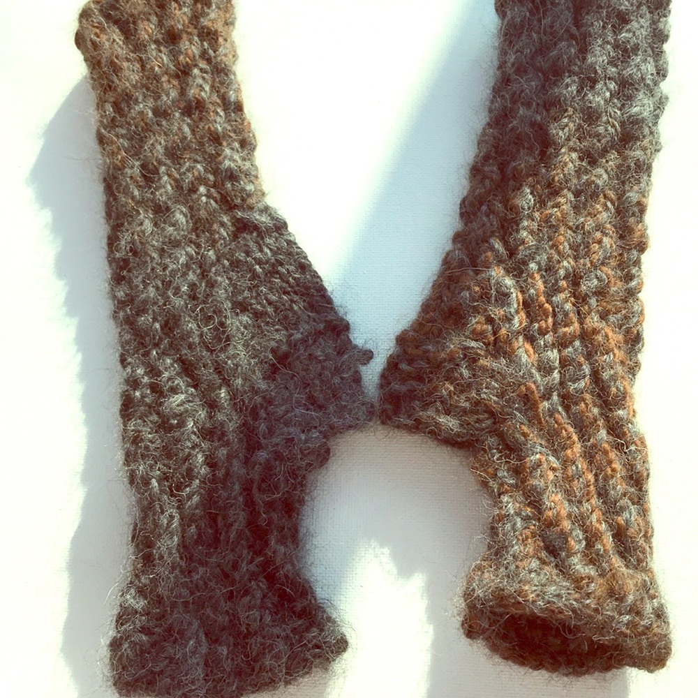 Gray Gloves by Capture Z